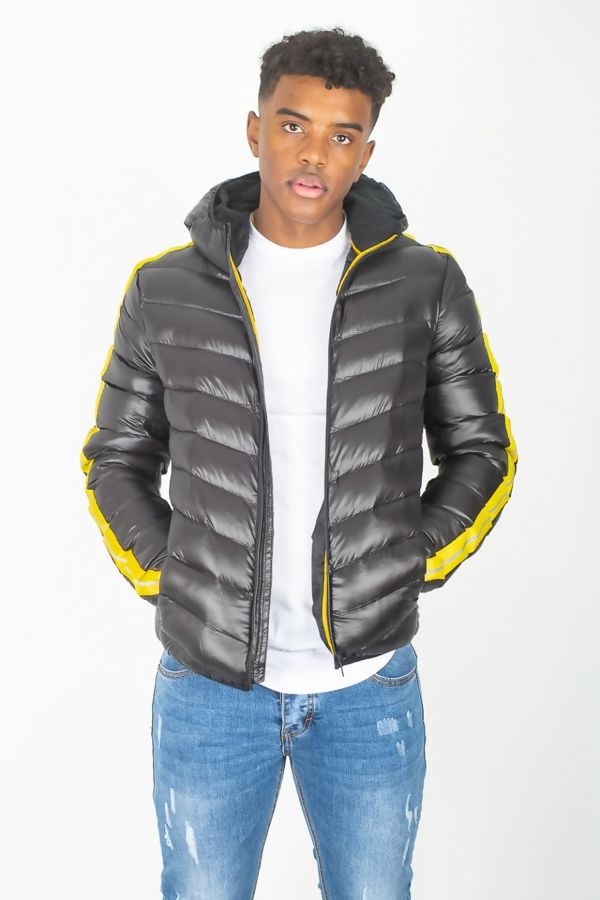 BLACK-YELLOW-REFLECTOR-STRIPE-HOODED-PUFFER-JACKET